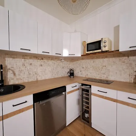 Apartman Avec Jardin *